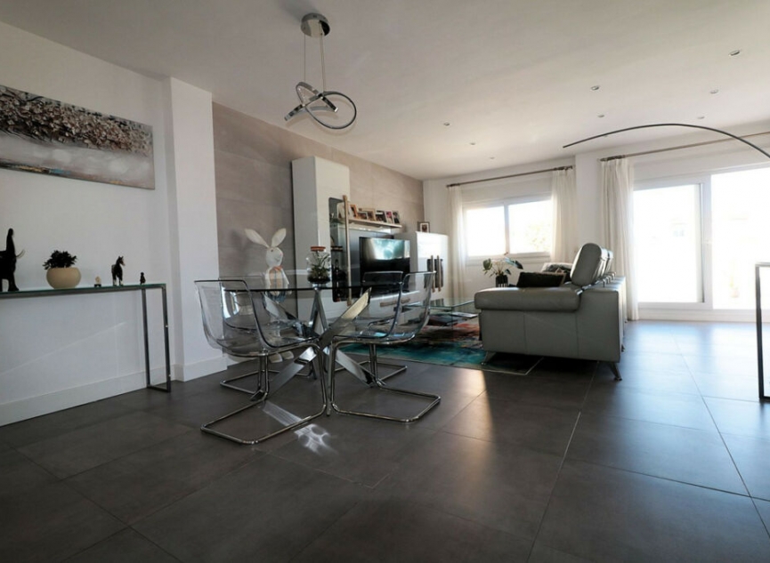 Resale - Apartment -
San Pedro de Alcántara