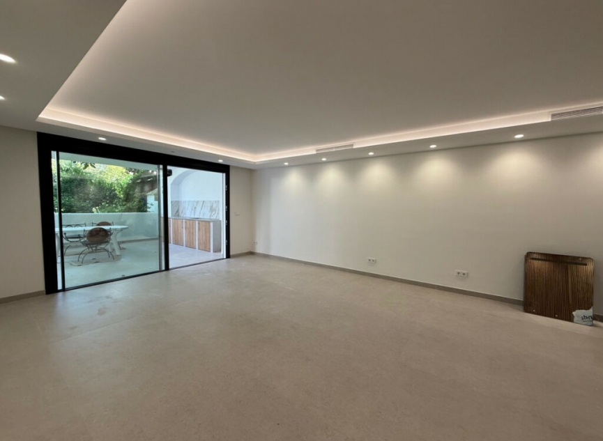 Resale - Apartment -
San Pedro de Alcántara