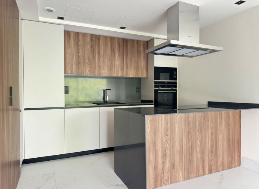 Resale - Apartment -
San Pedro de Alcántara