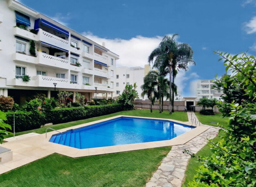 Resale - Apartment -
San Pedro de Alcántara