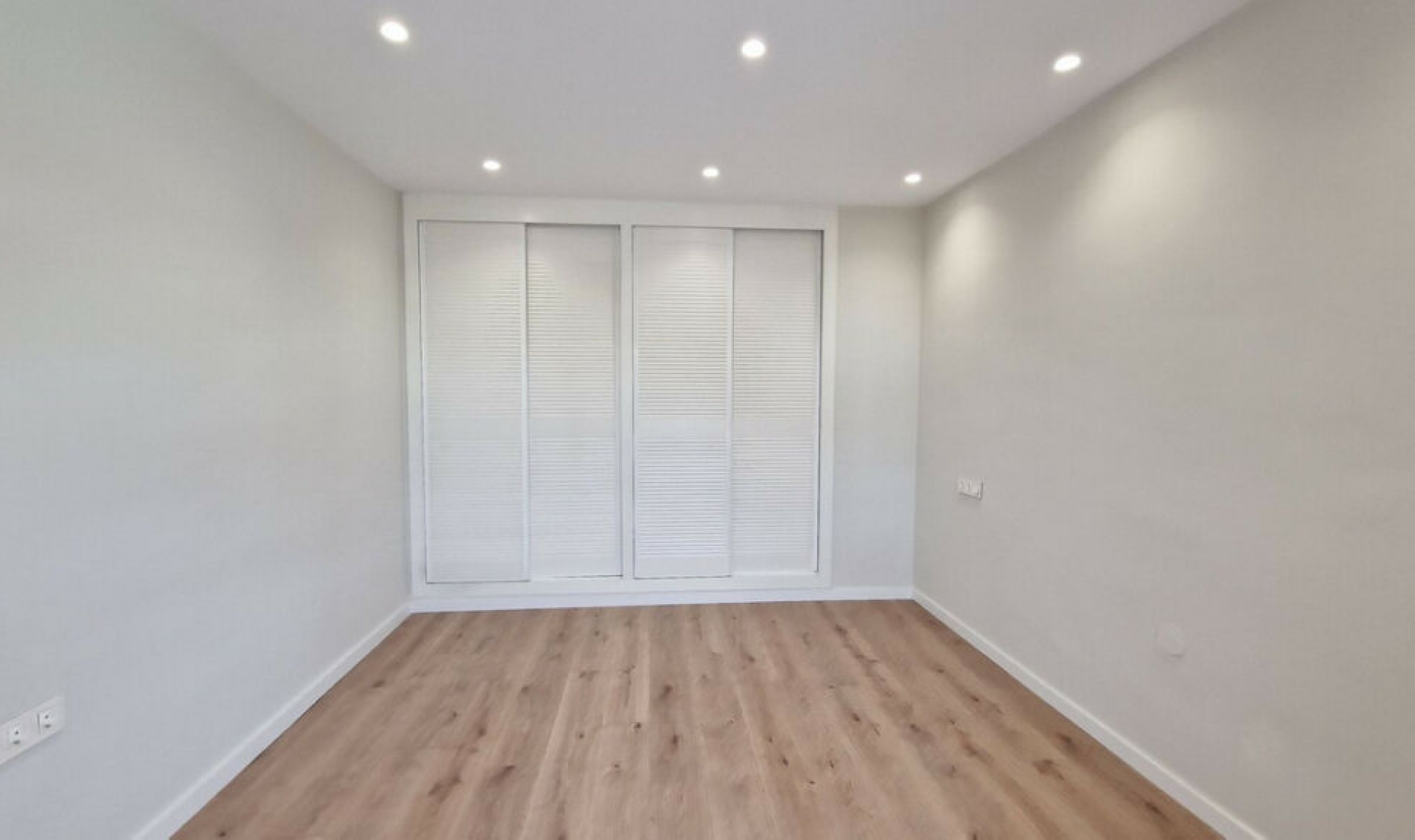 Resale - Apartment -
San Pedro de Alcántara