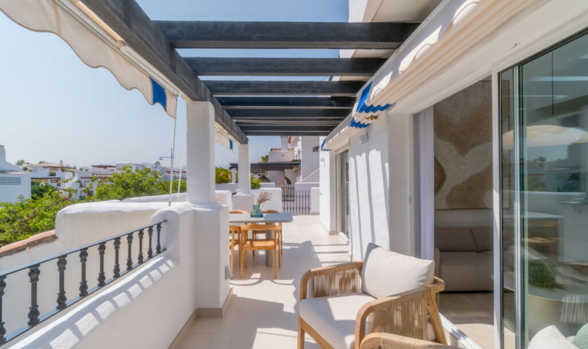 Resale - Apartment -
San Pedro de Alcántara