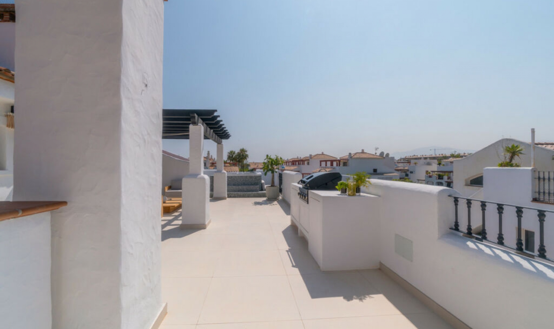 Resale - Apartment -
San Pedro de Alcántara