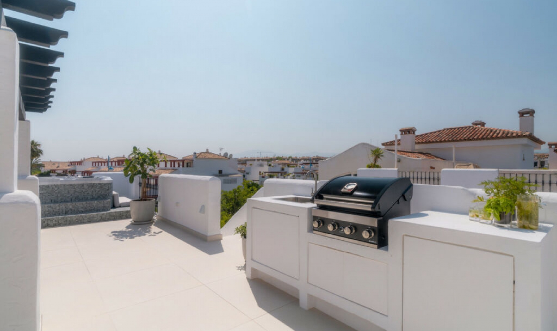 Resale - Apartment -
San Pedro de Alcántara