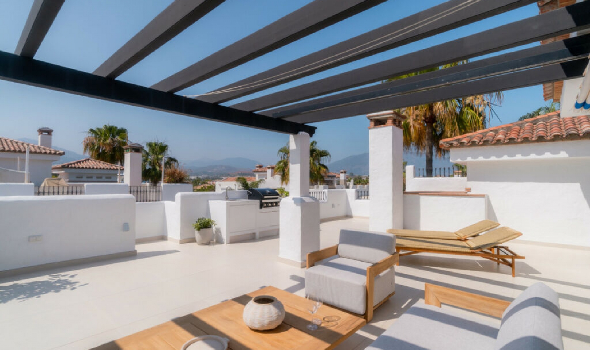 Resale - Apartment -
San Pedro de Alcántara