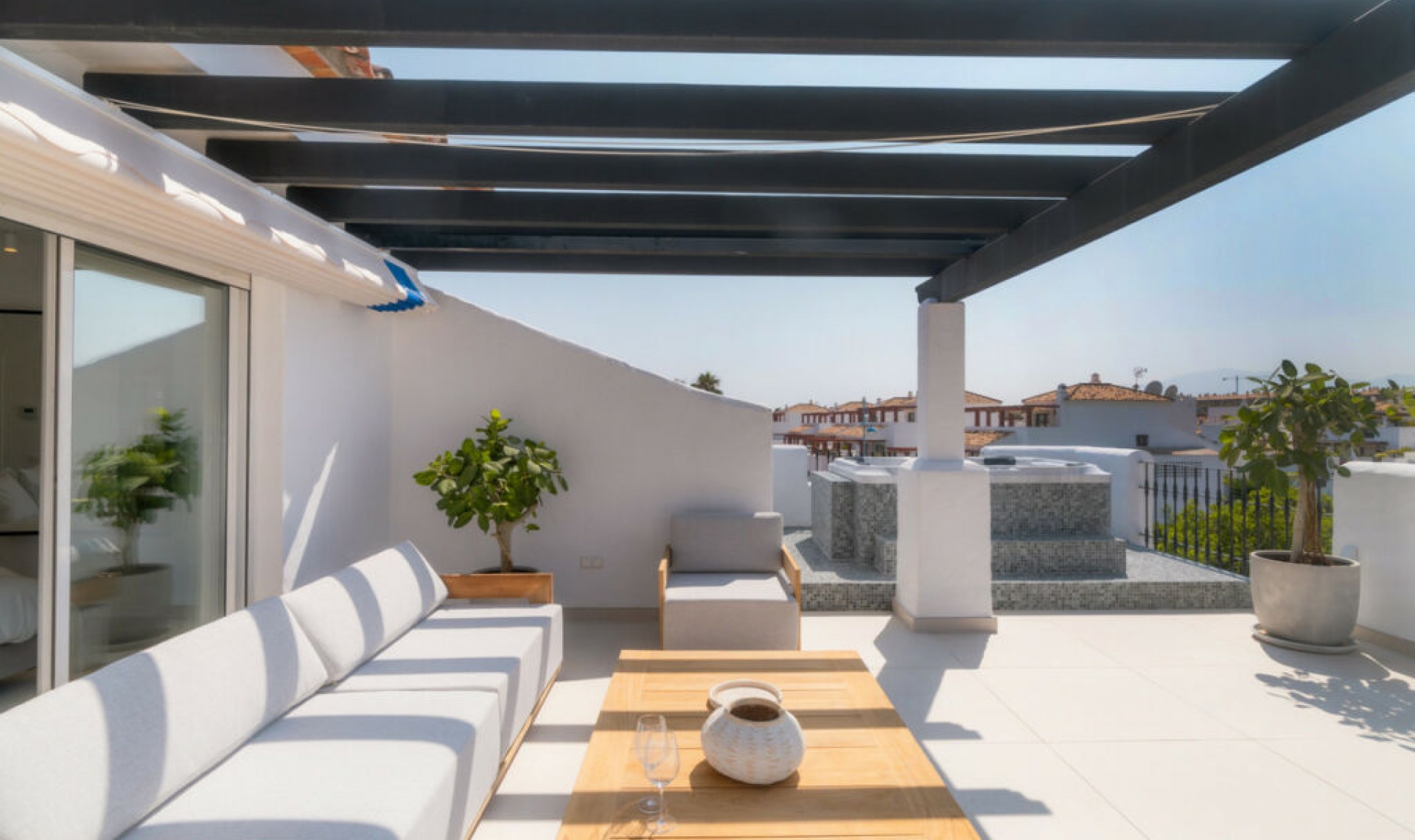 Resale - Apartment -
San Pedro de Alcántara