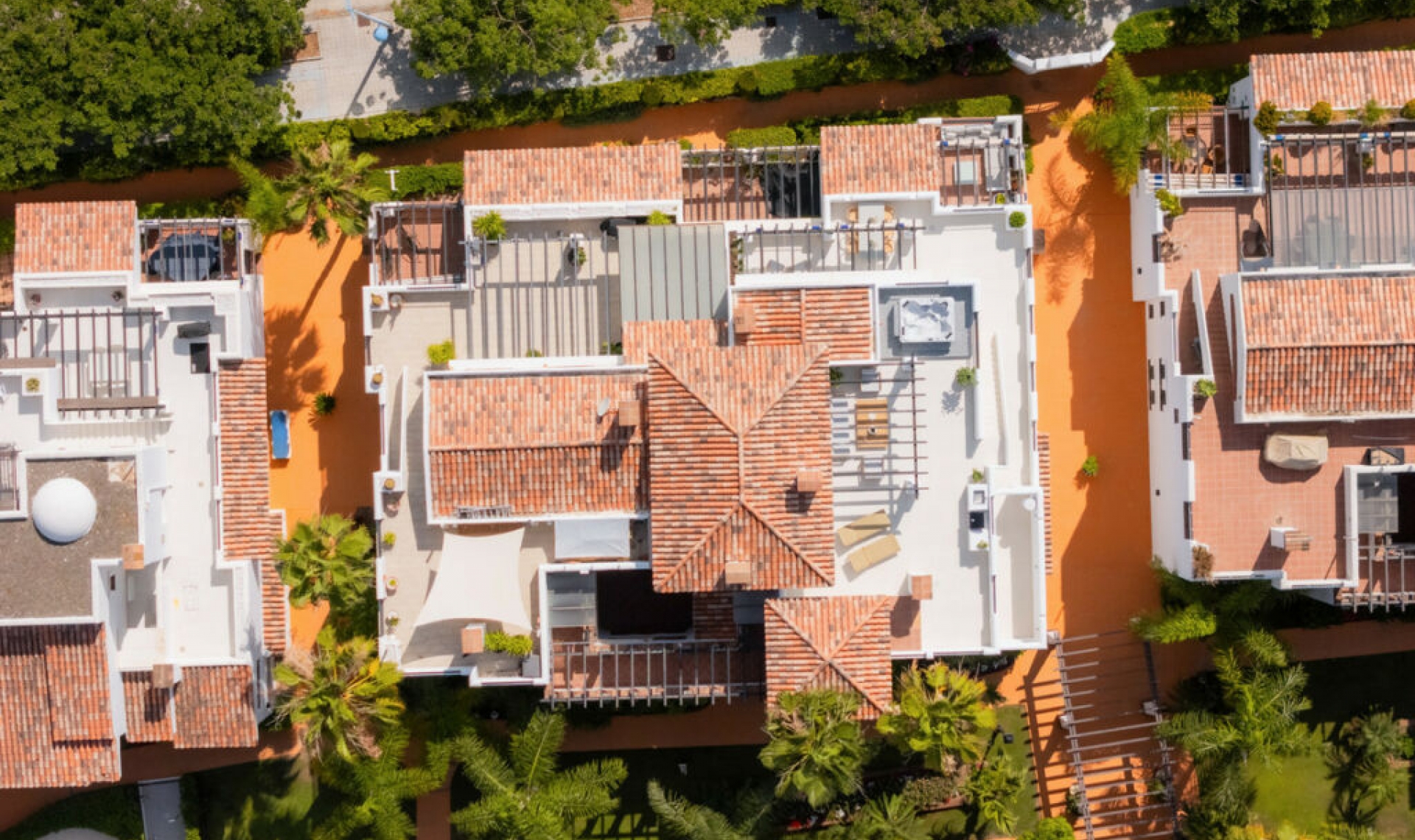 Resale - Apartment -
San Pedro de Alcántara