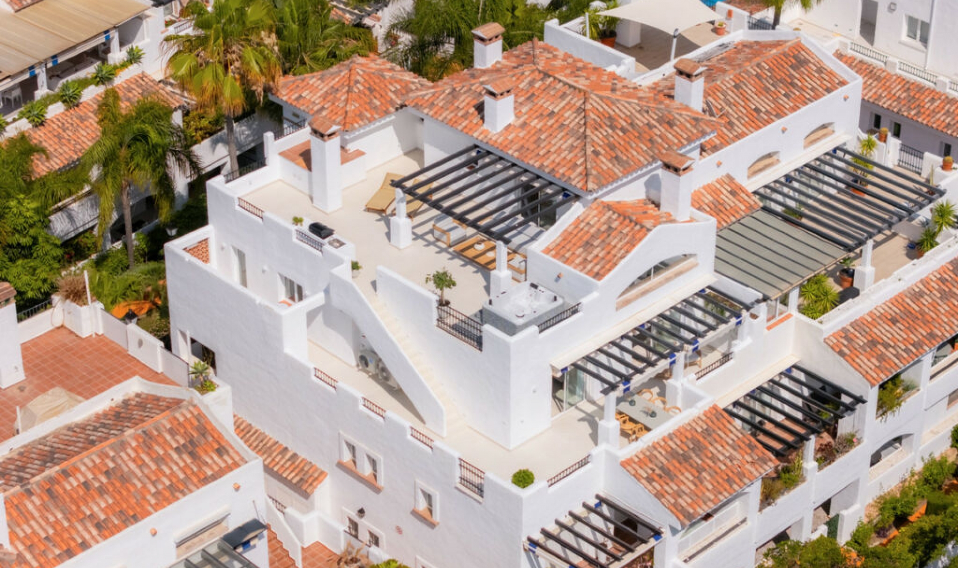 Resale - Apartment -
San Pedro de Alcántara