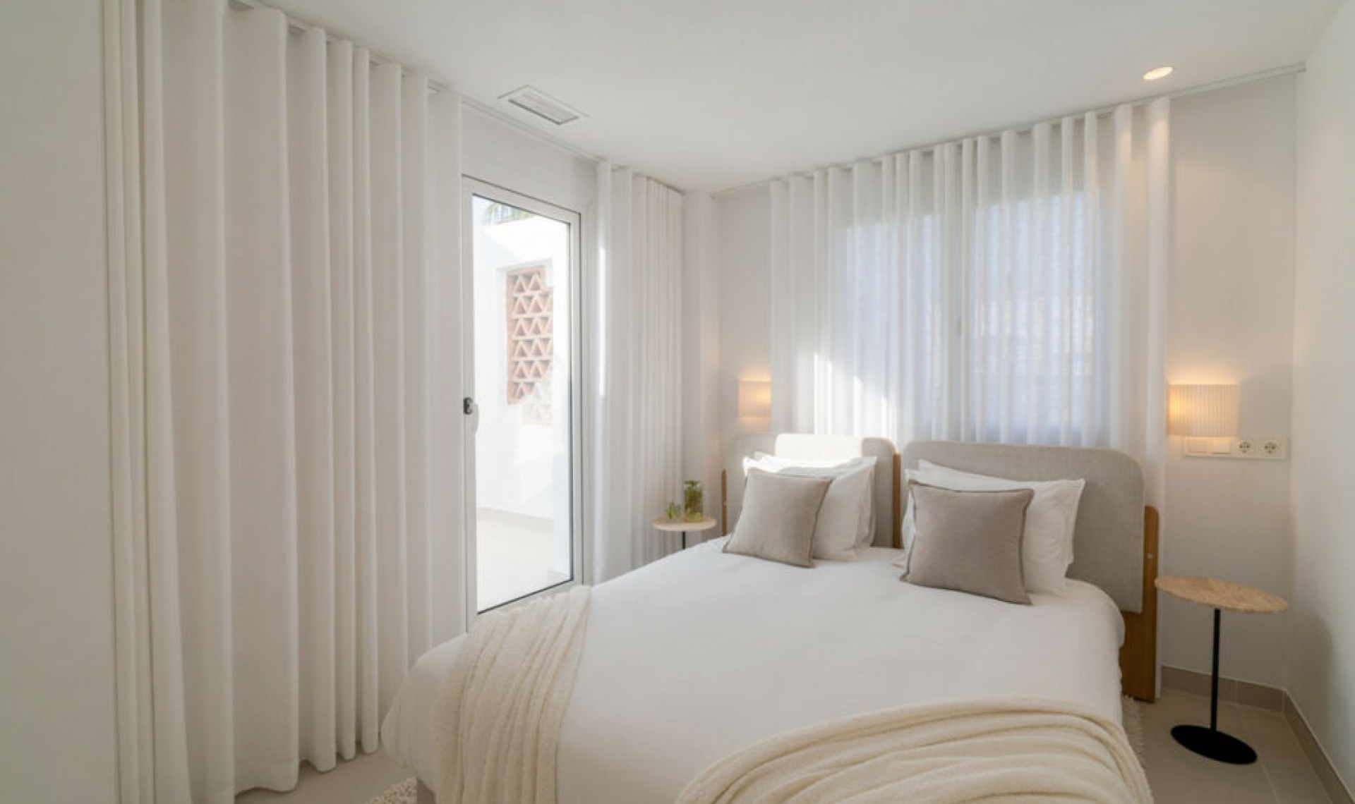 Resale - Apartment -
San Pedro de Alcántara