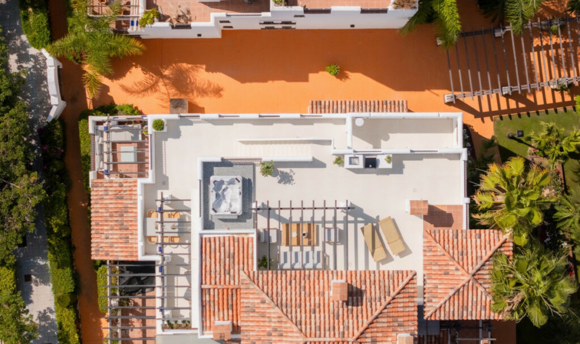 Resale - Apartment -
San Pedro de Alcántara