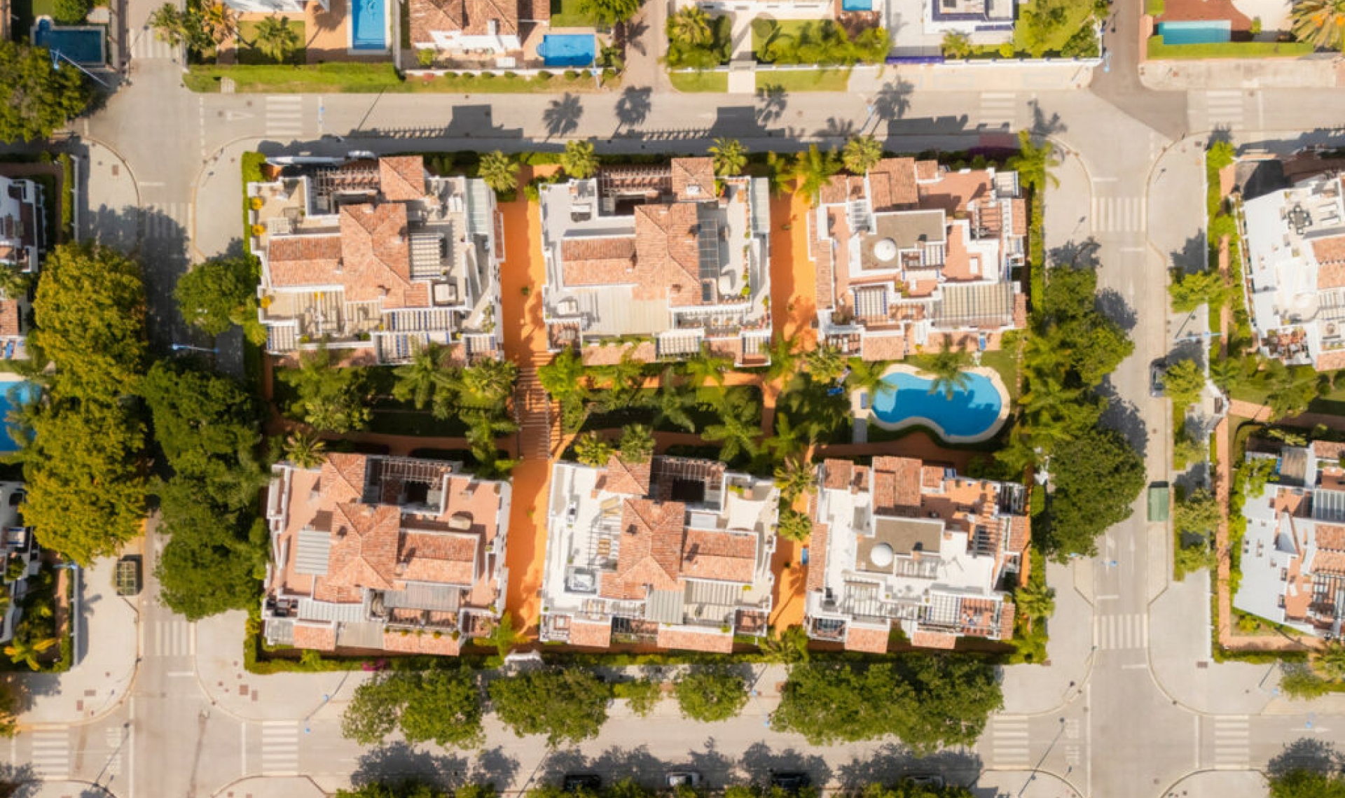 Resale - Apartment -
San Pedro de Alcántara