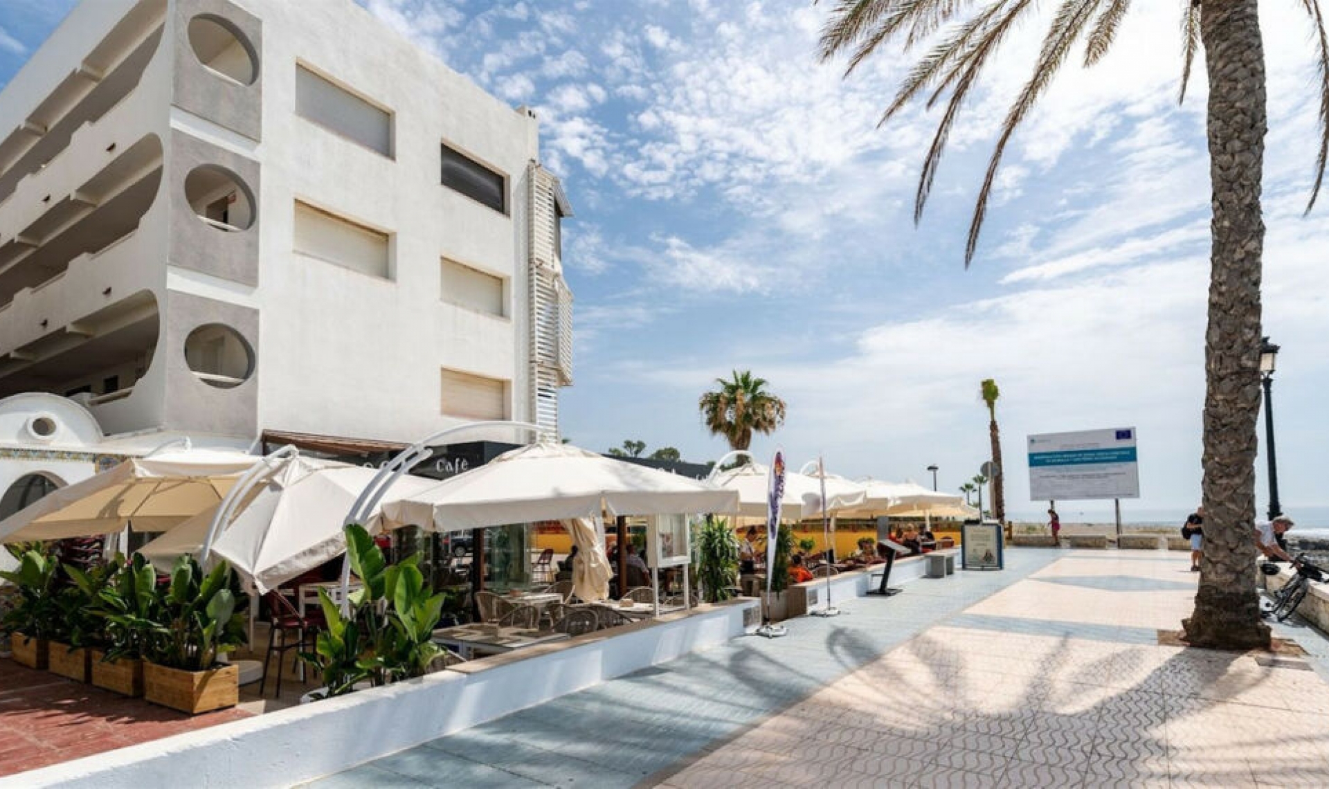 Resale - Apartment -
San Pedro de Alcántara