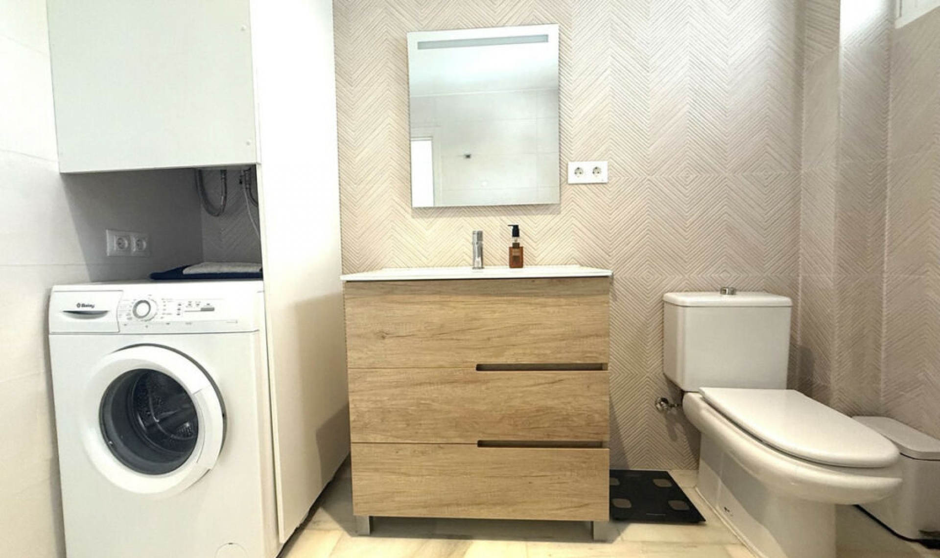 Resale - Apartment -
San Pedro de Alcántara