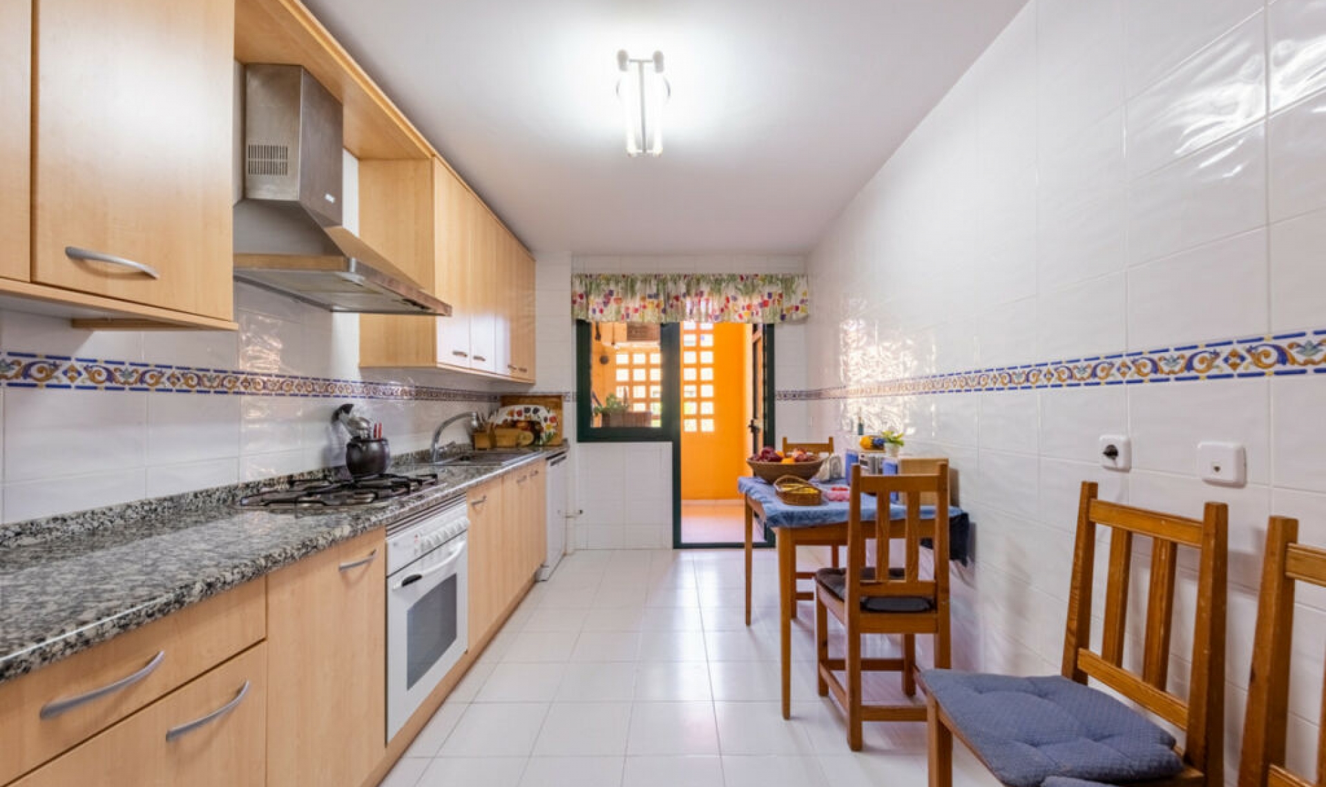 Resale - Apartment -
San Pedro de Alcántara