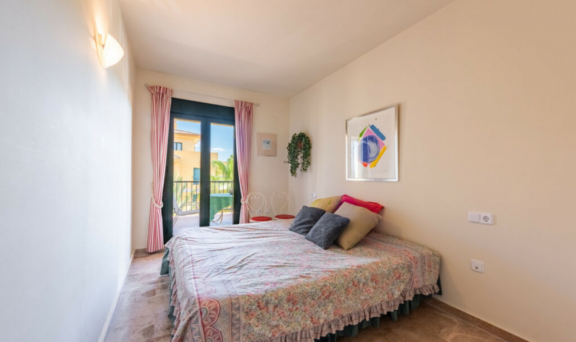 Resale - Apartment -
San Pedro de Alcántara
