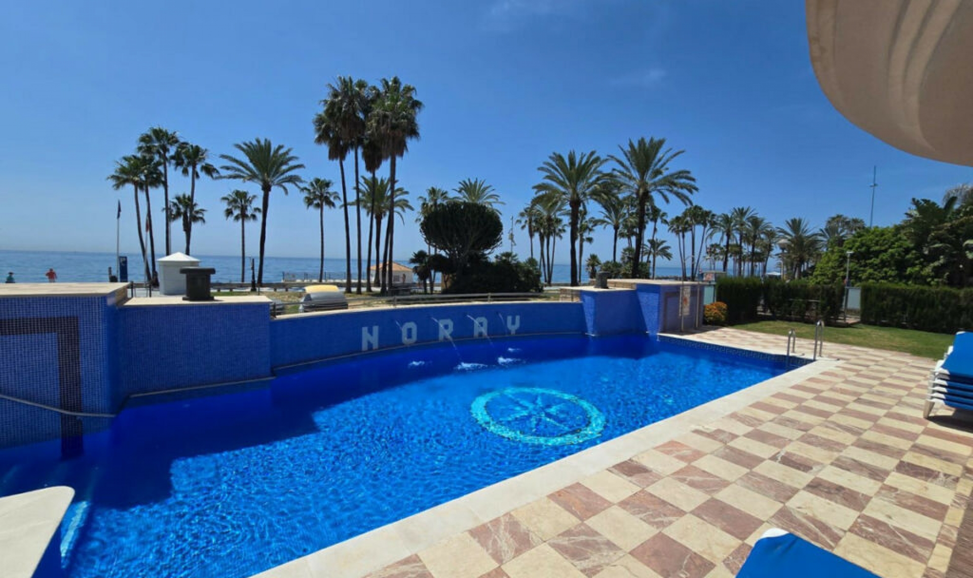 Resale - Apartment -
San Pedro de Alcántara