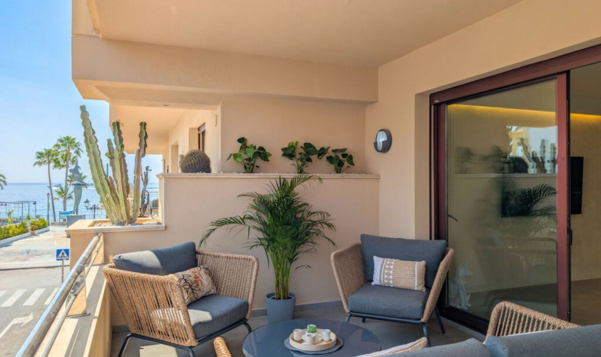 Resale - Apartment -
San Pedro de Alcántara