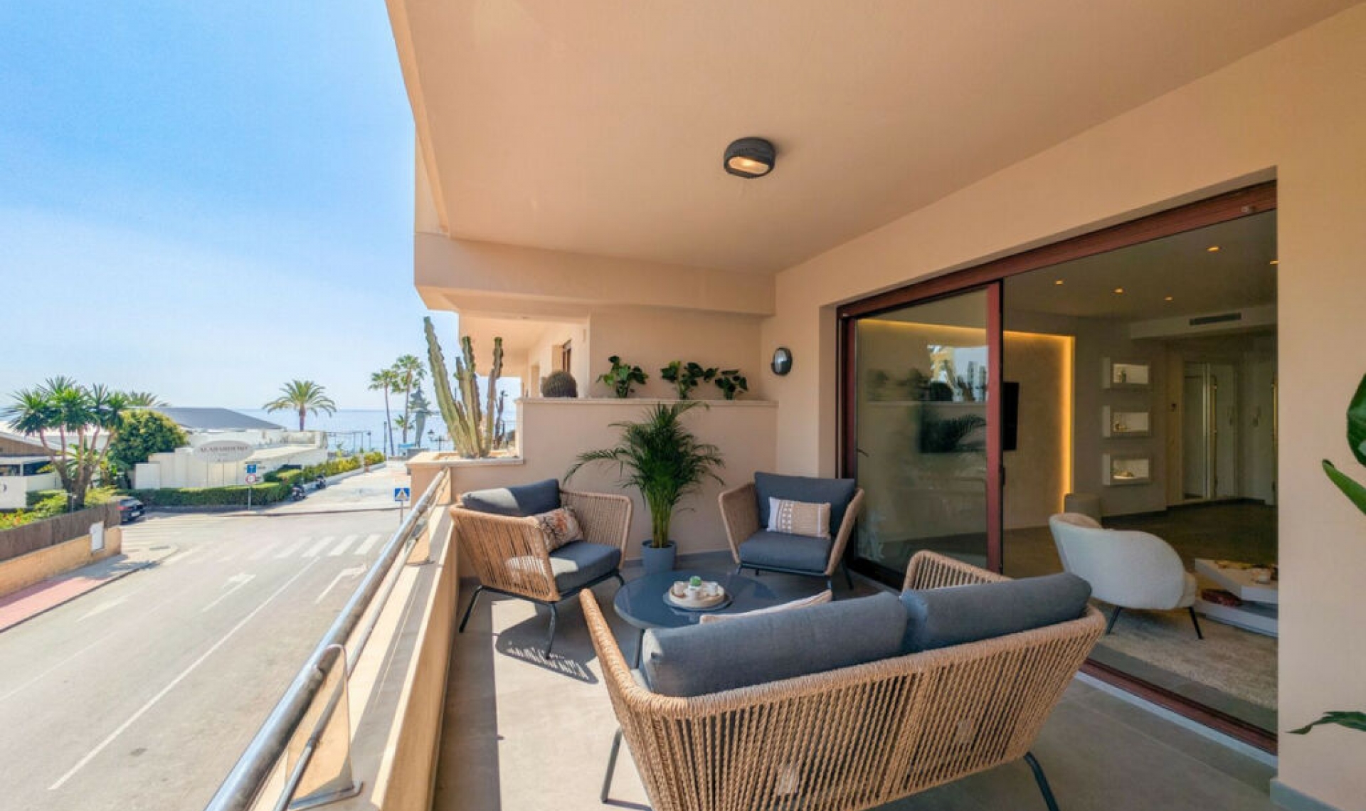 Resale - Apartment -
San Pedro de Alcántara