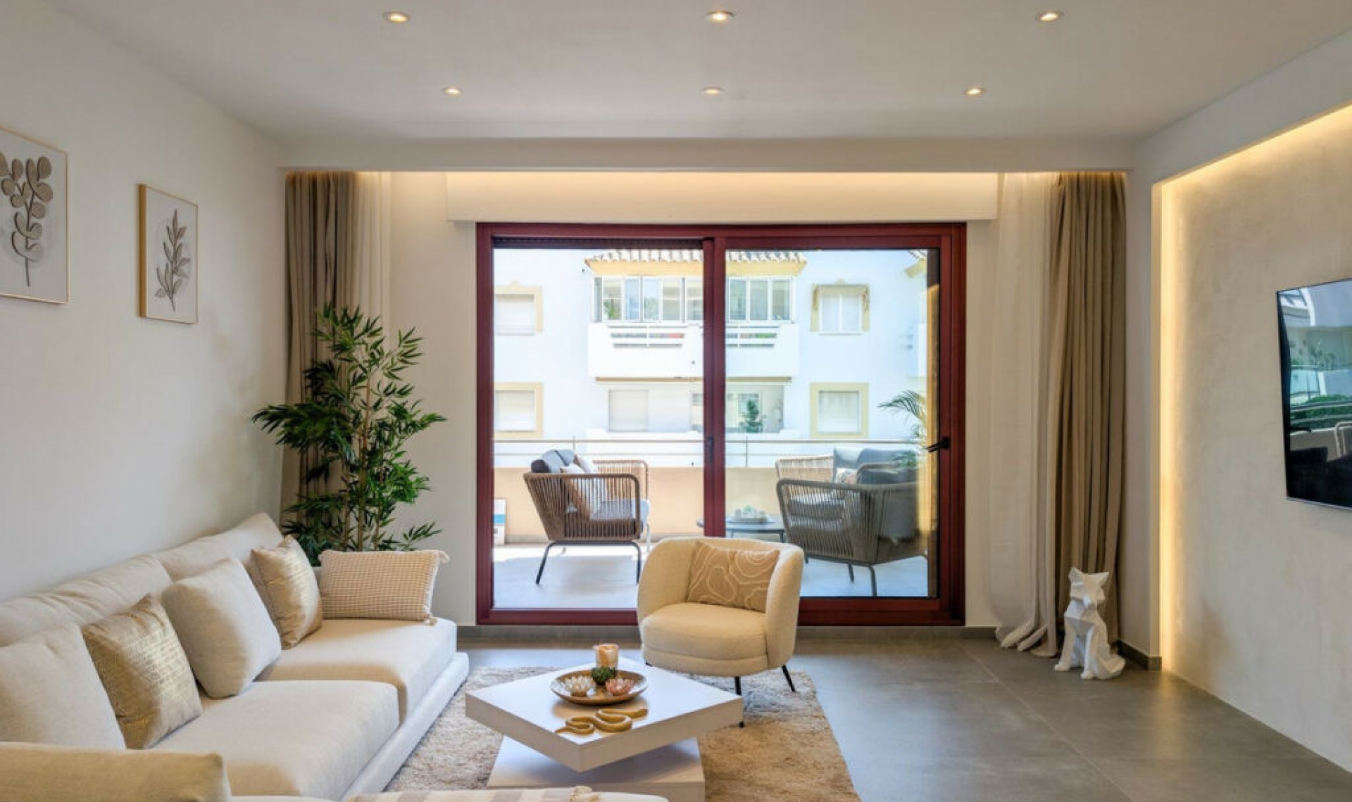 Resale - Apartment -
San Pedro de Alcántara