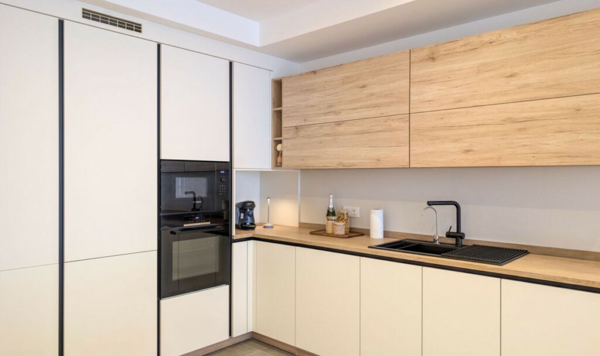 Resale - Apartment -
San Pedro de Alcántara