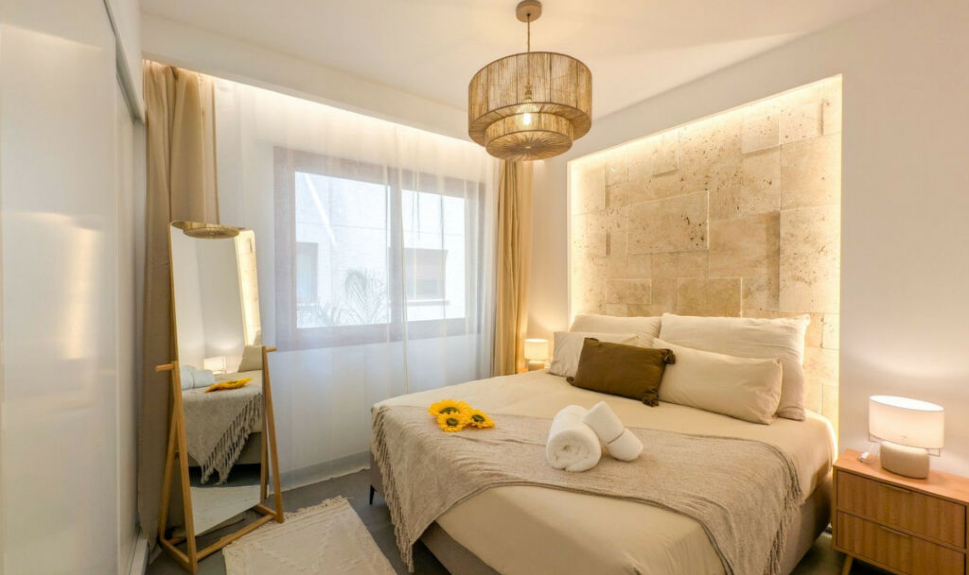 Resale - Apartment -
San Pedro de Alcántara