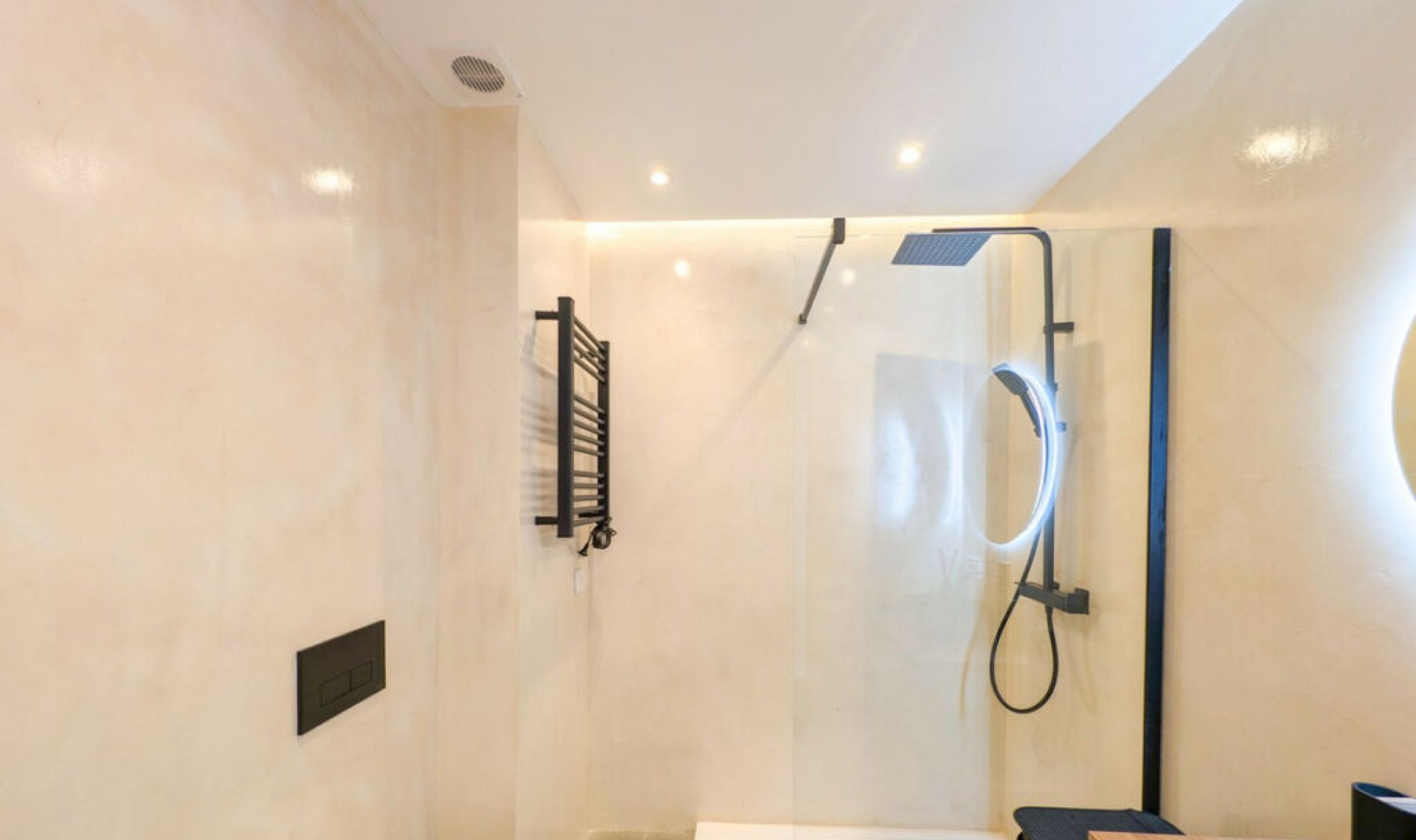 Resale - Apartment -
San Pedro de Alcántara