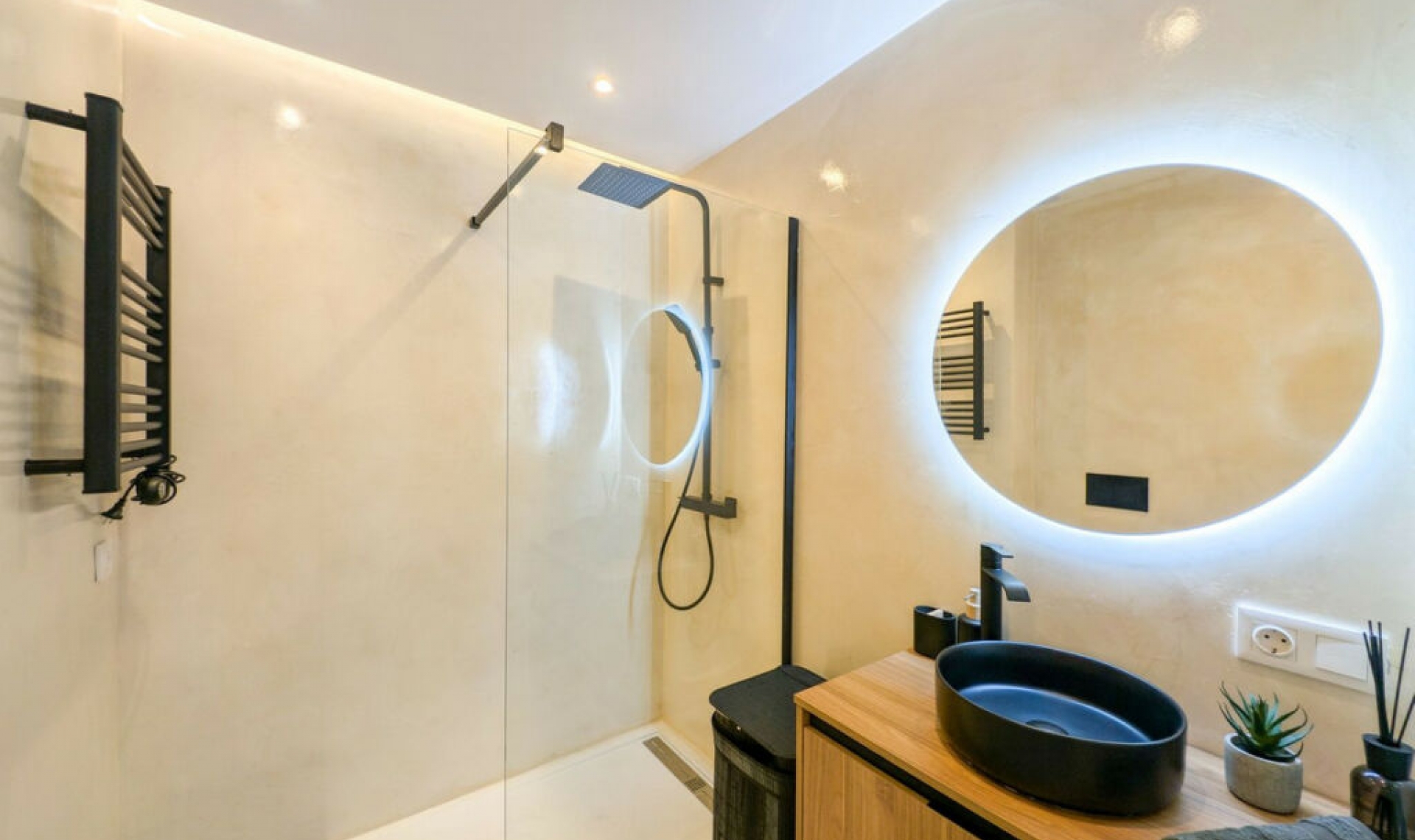 Resale - Apartment -
San Pedro de Alcántara