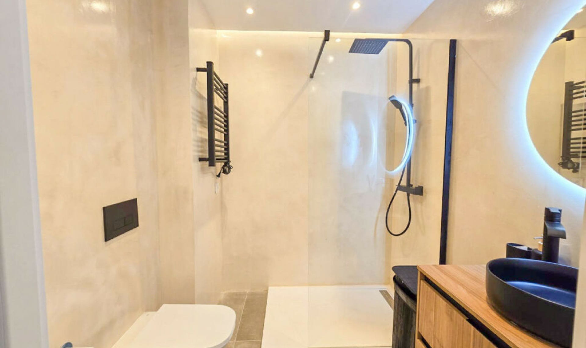 Resale - Apartment -
San Pedro de Alcántara