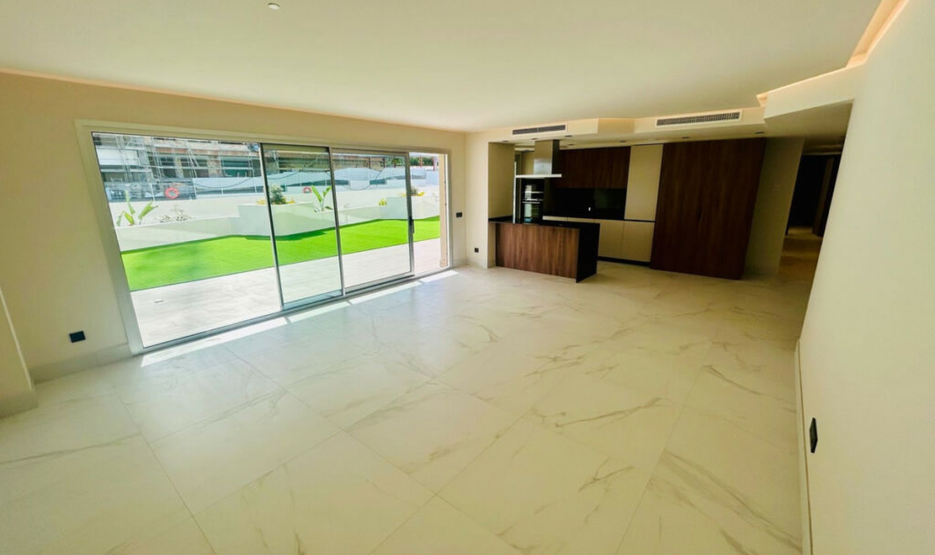 Resale - Apartment -
San Pedro de Alcántara