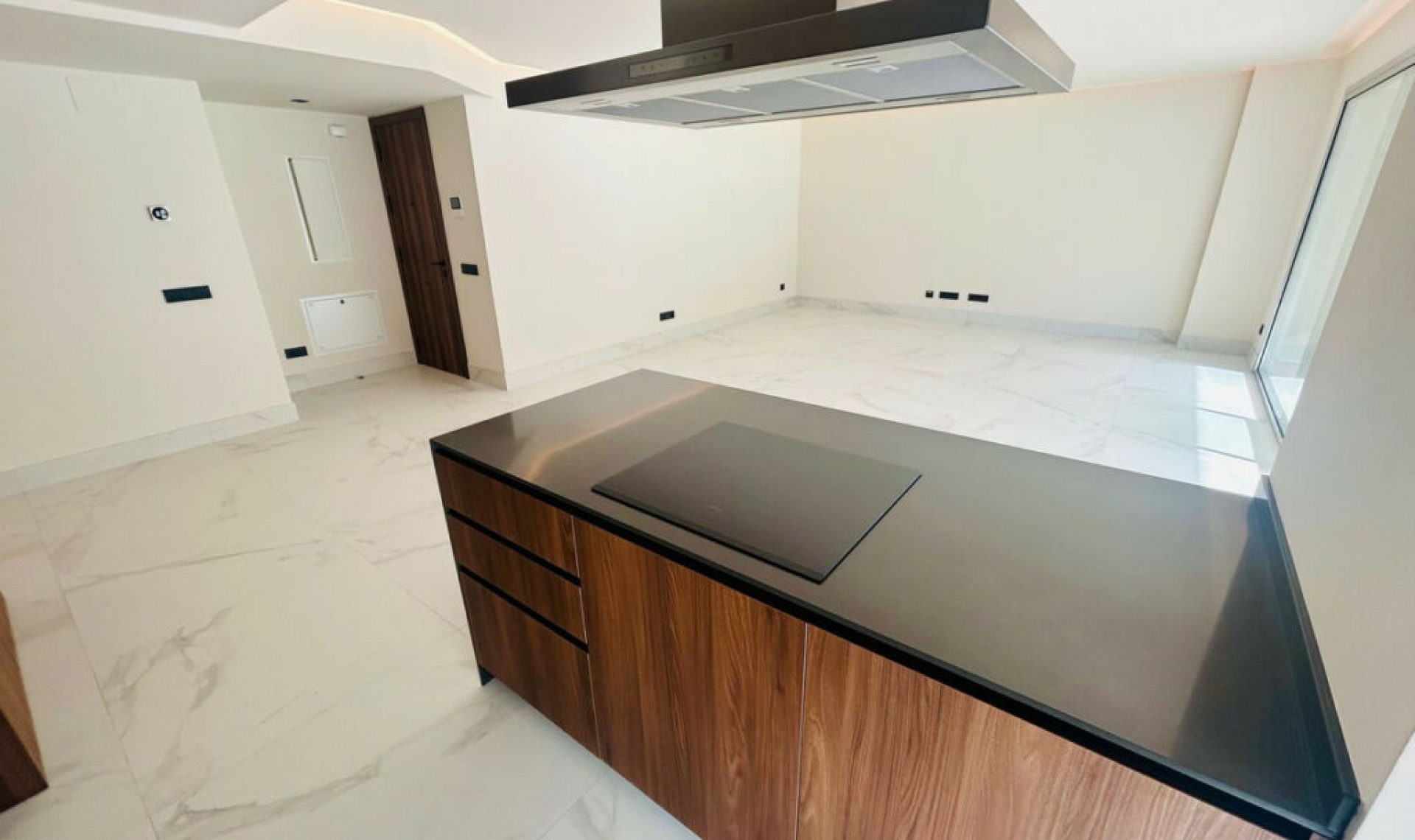 Resale - Apartment -
San Pedro de Alcántara