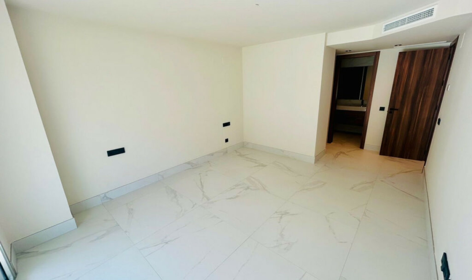 Resale - Apartment -
San Pedro de Alcántara