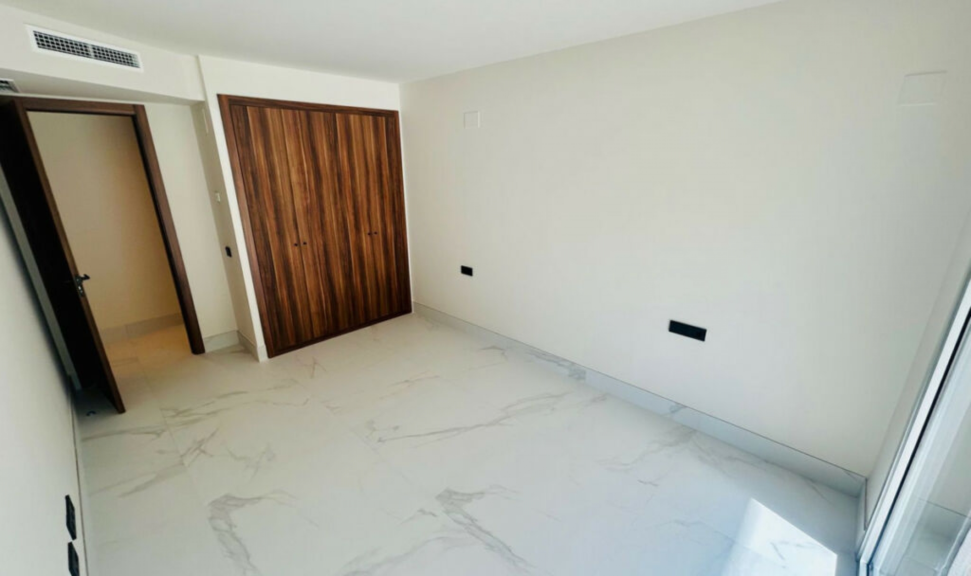 Resale - Apartment -
San Pedro de Alcántara
