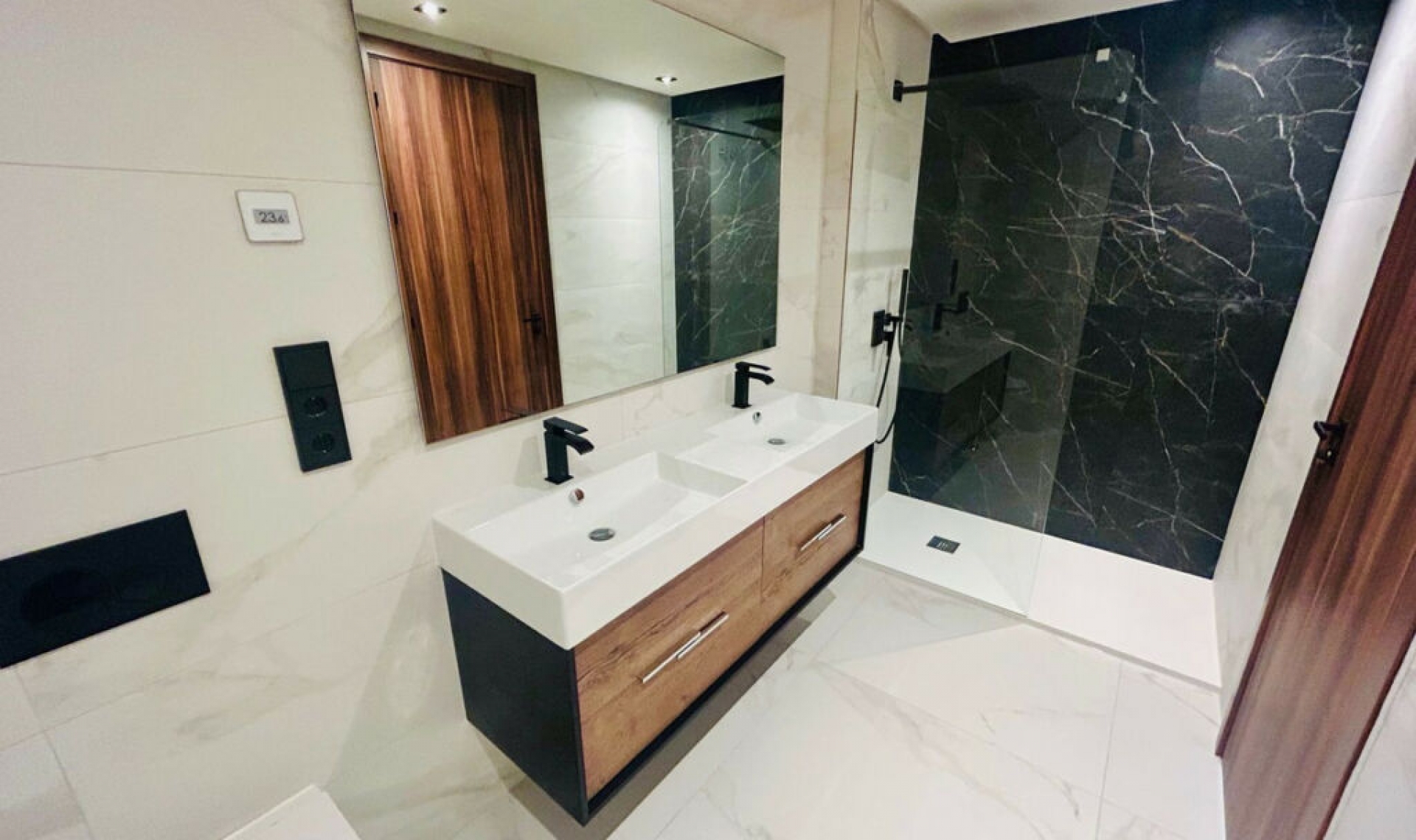 Resale - Apartment -
San Pedro de Alcántara