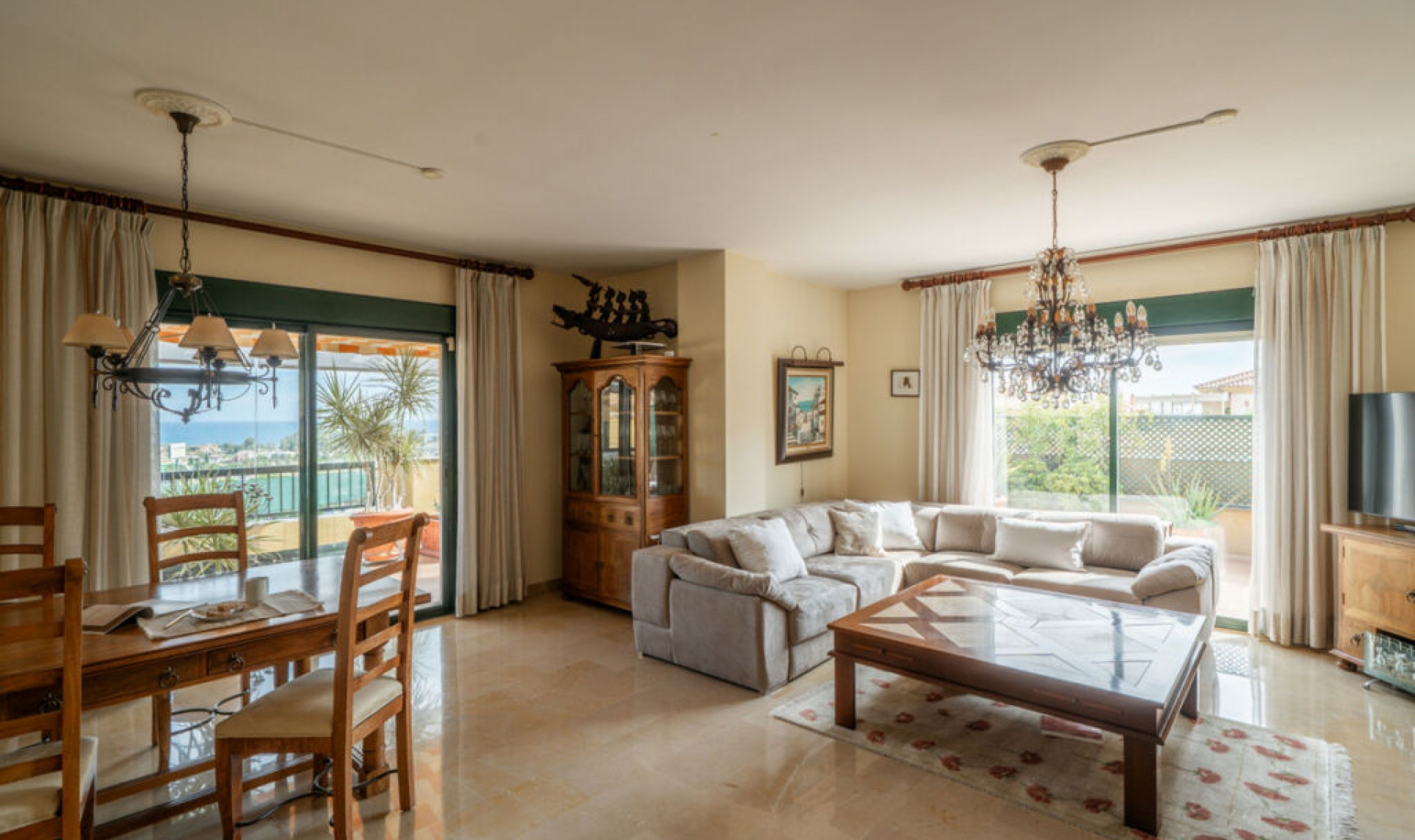 Resale - Apartment -
San Pedro de Alcántara