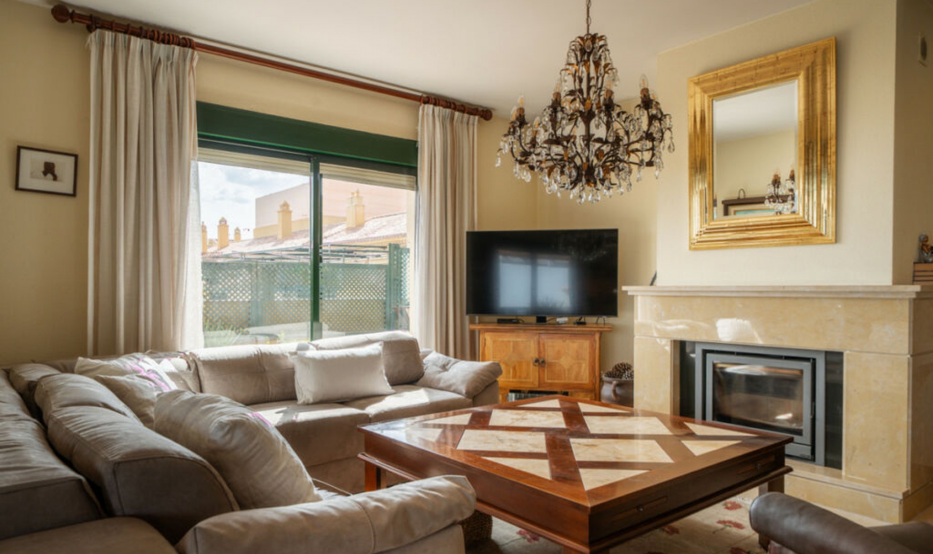 Resale - Apartment -
San Pedro de Alcántara