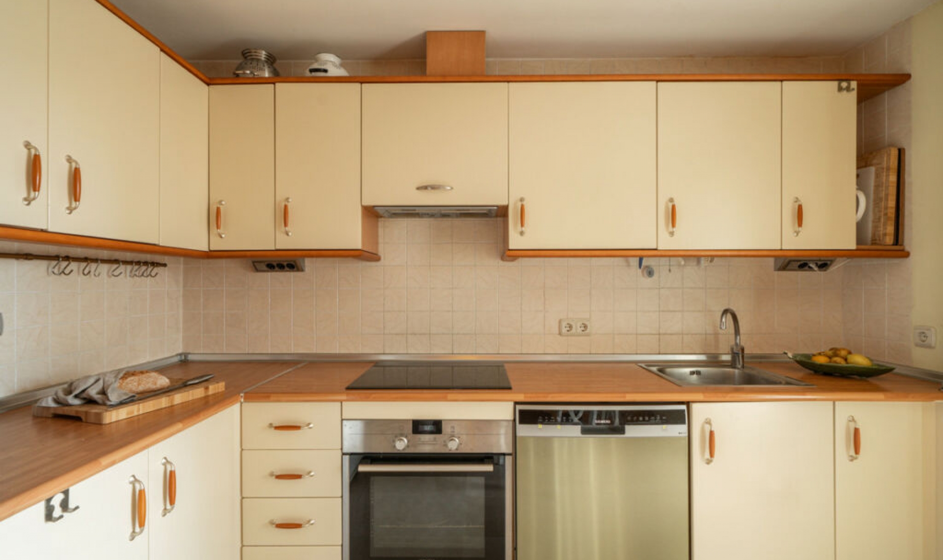 Resale - Apartment -
San Pedro de Alcántara
