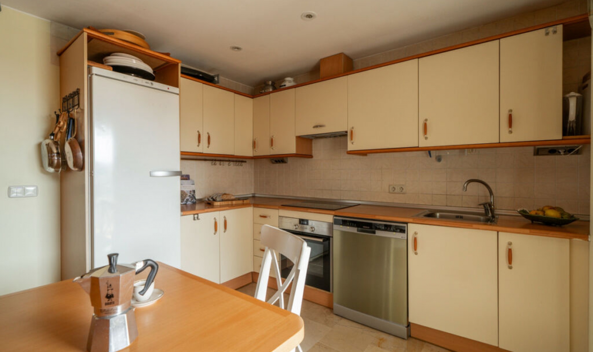 Resale - Apartment -
San Pedro de Alcántara