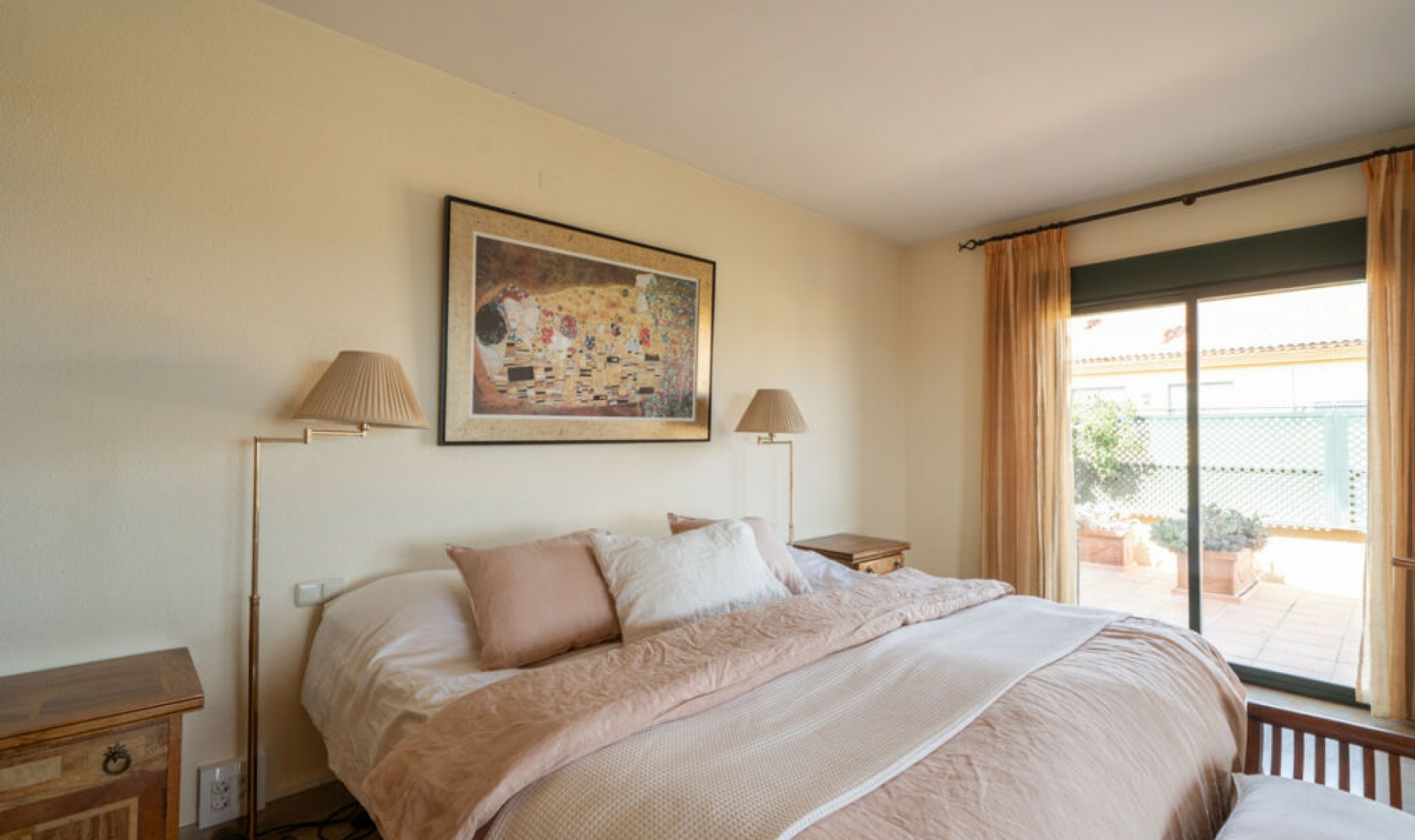Resale - Apartment -
San Pedro de Alcántara