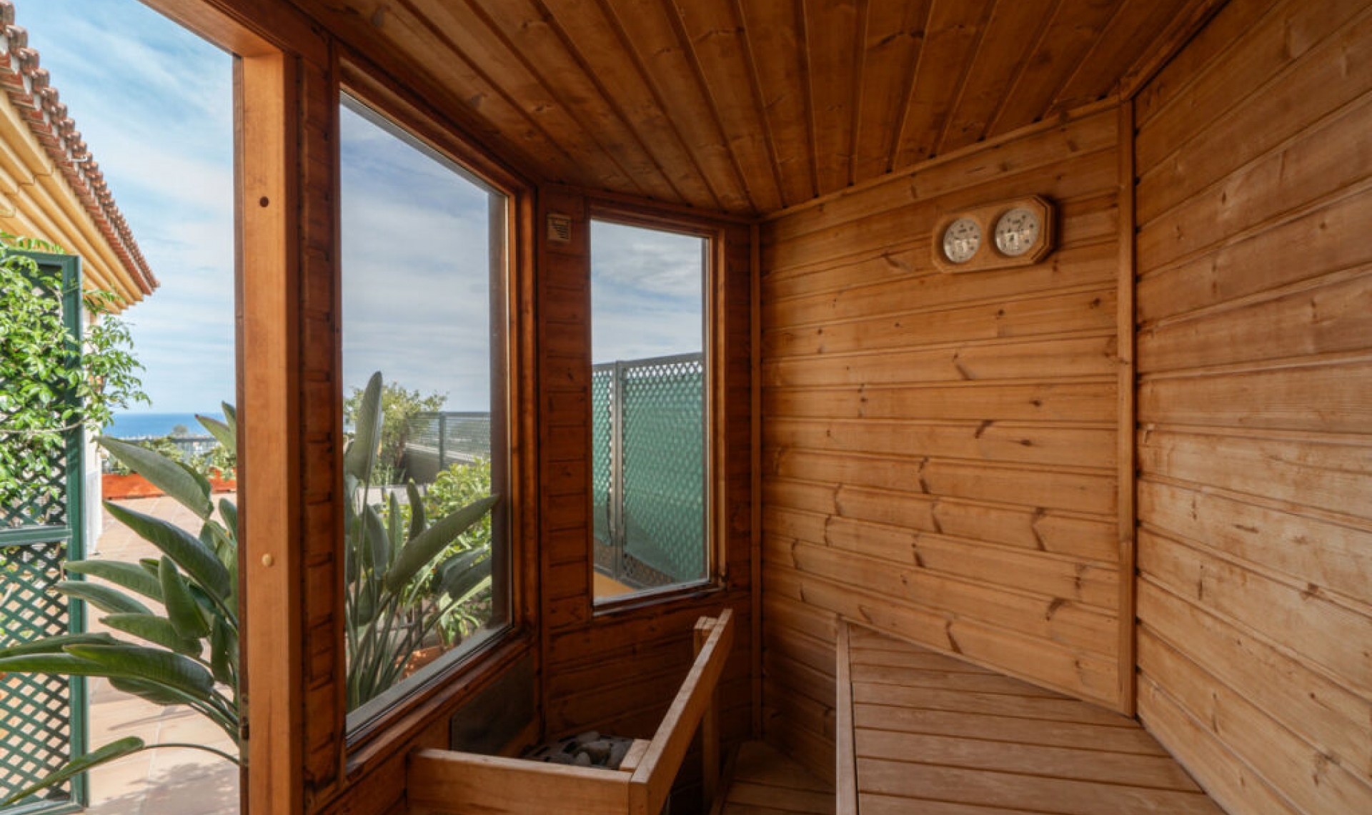 Resale - Apartment -
San Pedro de Alcántara