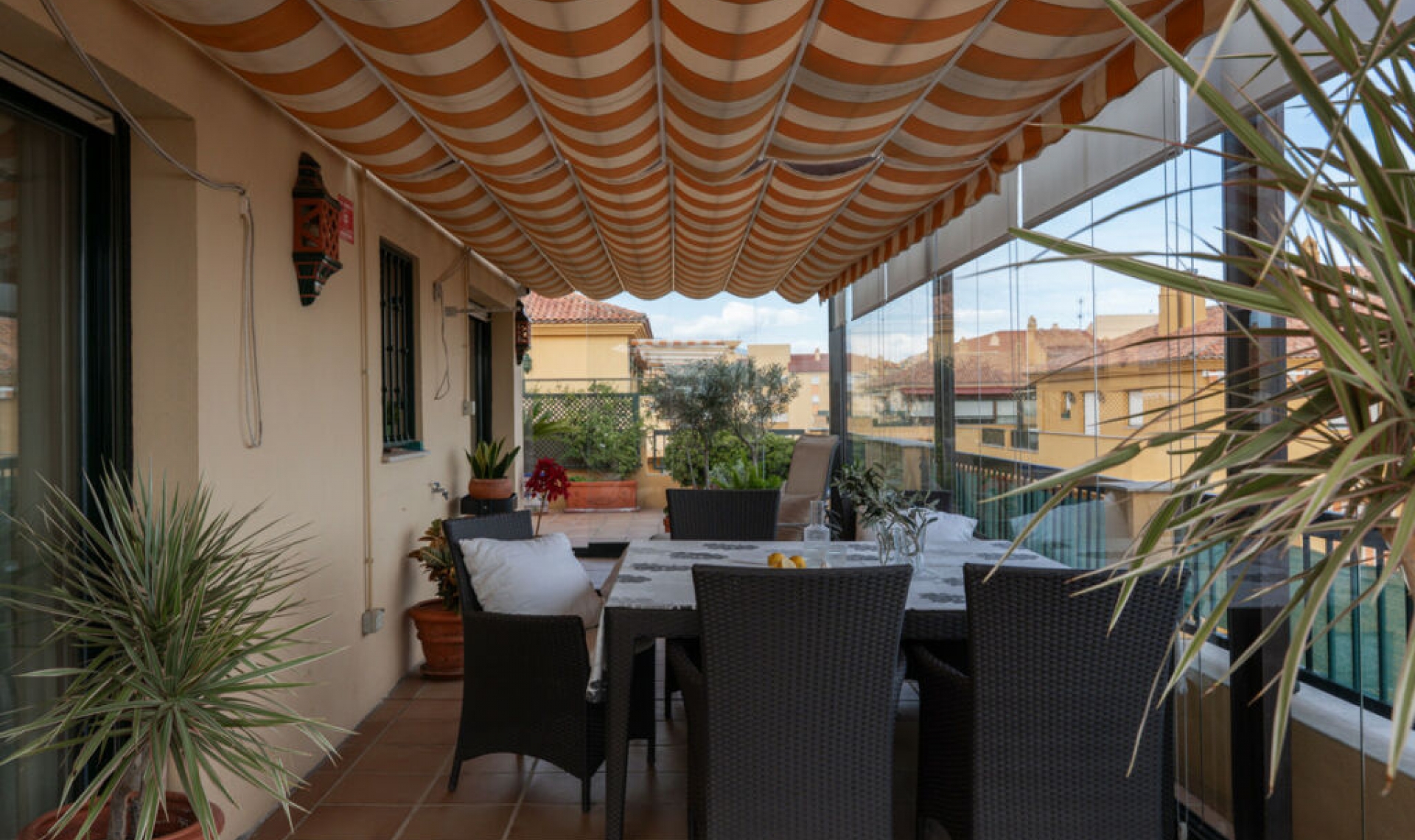 Resale - Apartment -
San Pedro de Alcántara