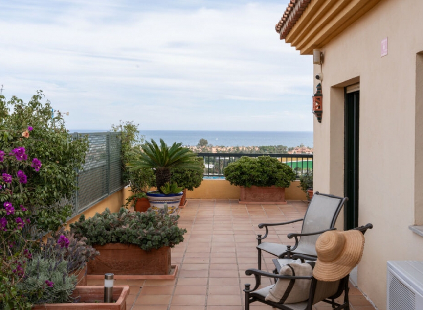 Resale - Apartment -
San Pedro de Alcántara