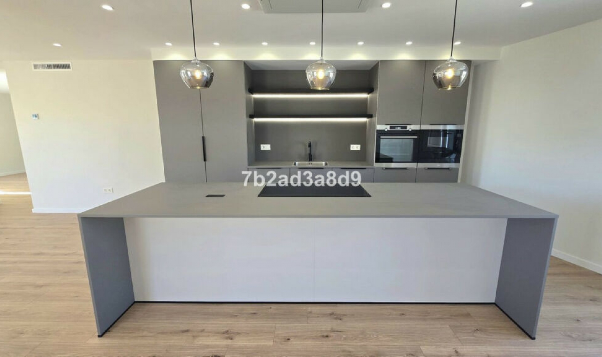 Resale - Apartment -
San Pedro de Alcántara