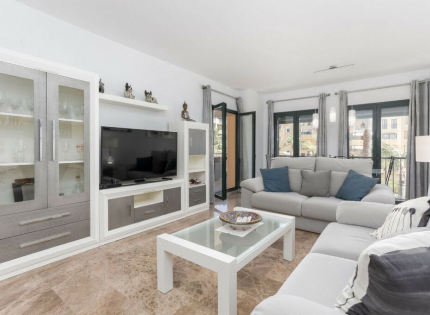 Resale - Apartment -
San Pedro de Alcántara