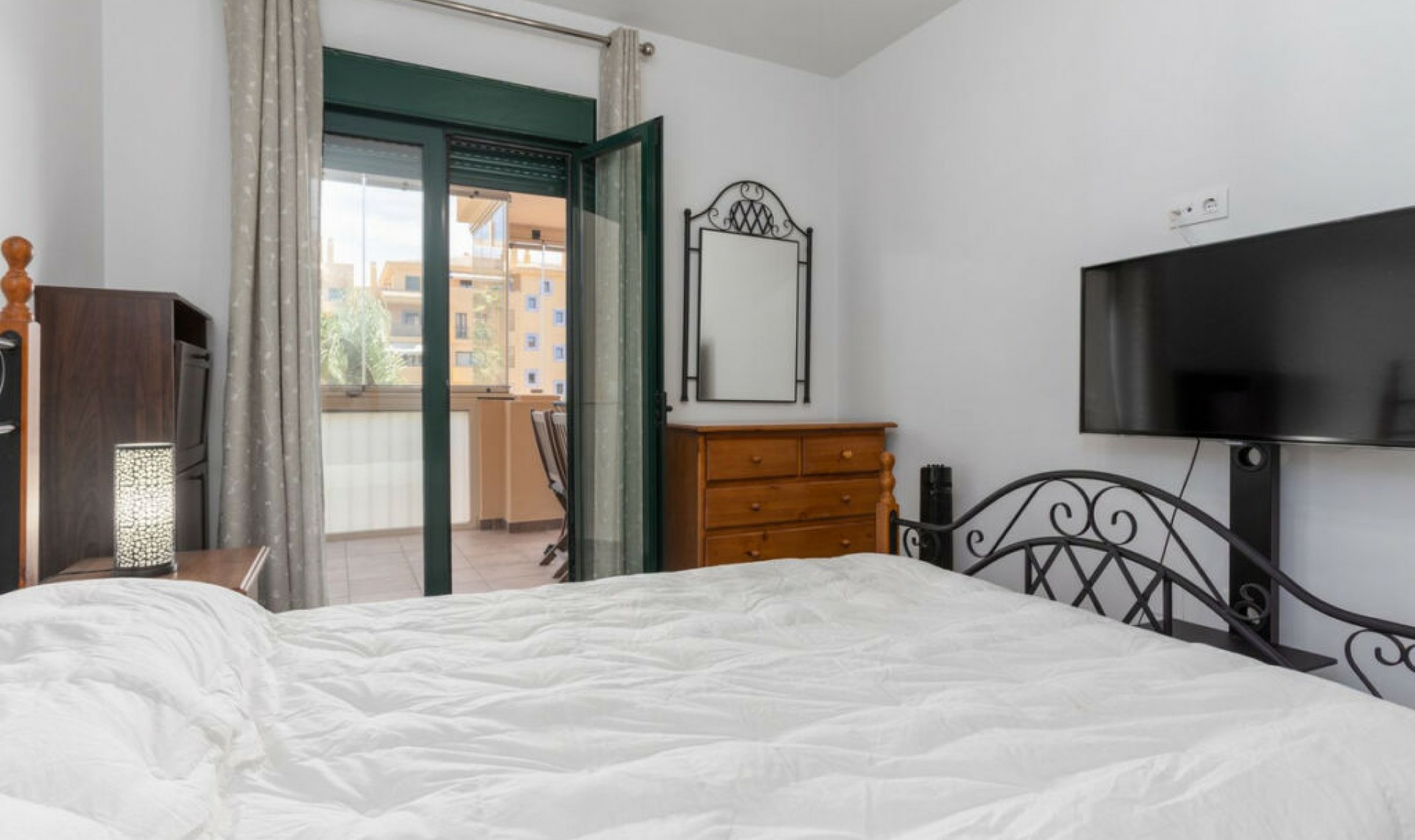 Resale - Apartment -
San Pedro de Alcántara