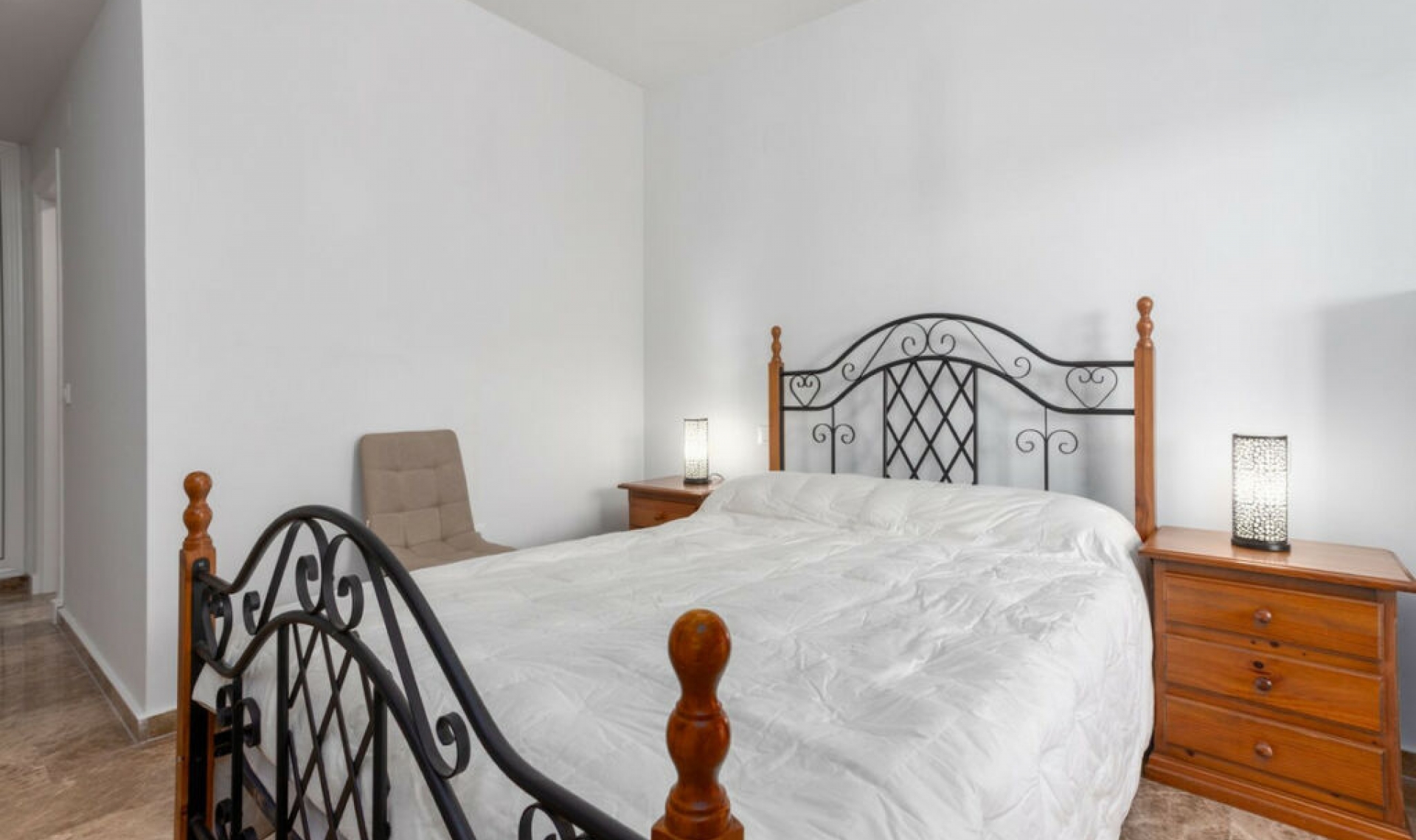 Resale - Apartment -
San Pedro de Alcántara