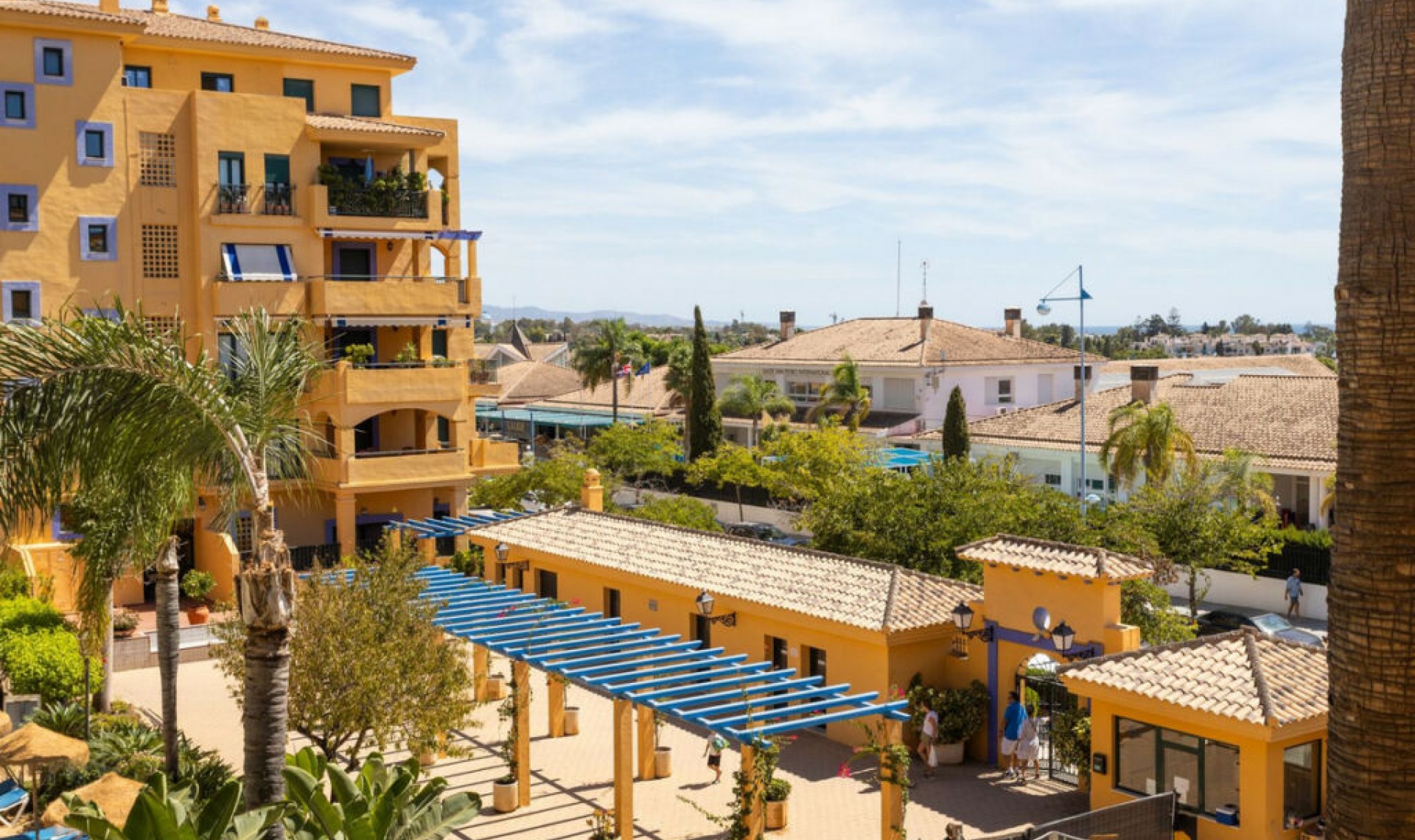 Resale - Apartment -
San Pedro de Alcántara