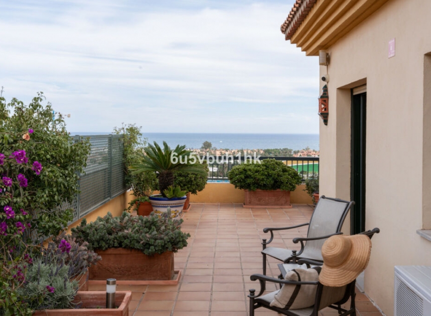 Resale - Apartment -
San Pedro de Alcántara