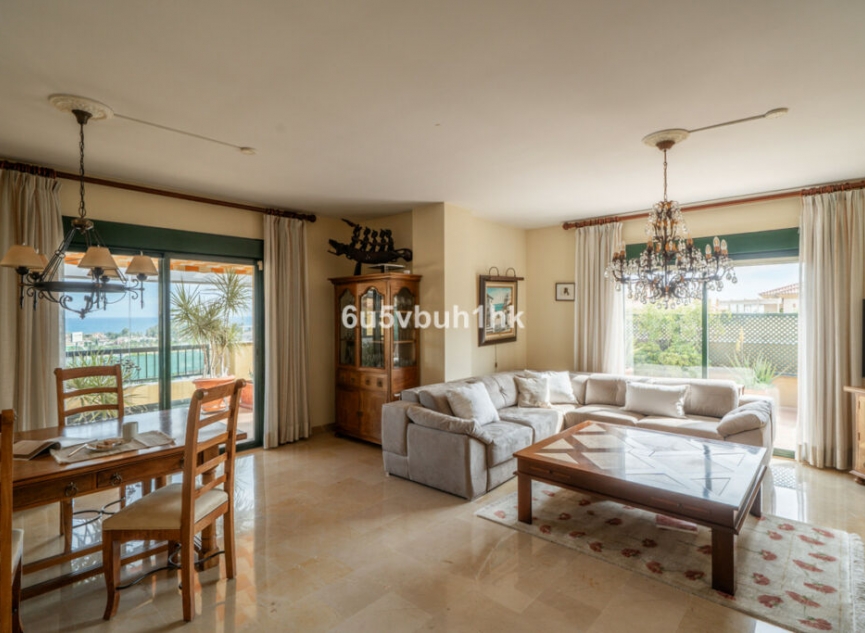 Resale - Apartment -
San Pedro de Alcántara
