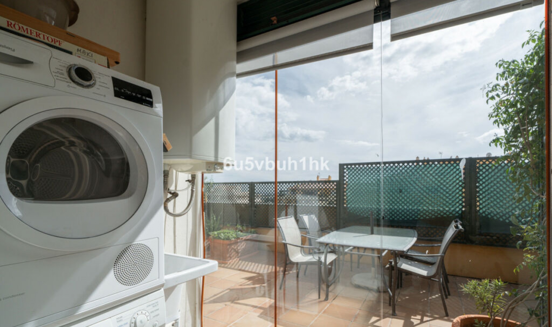 Resale - Apartment -
San Pedro de Alcántara