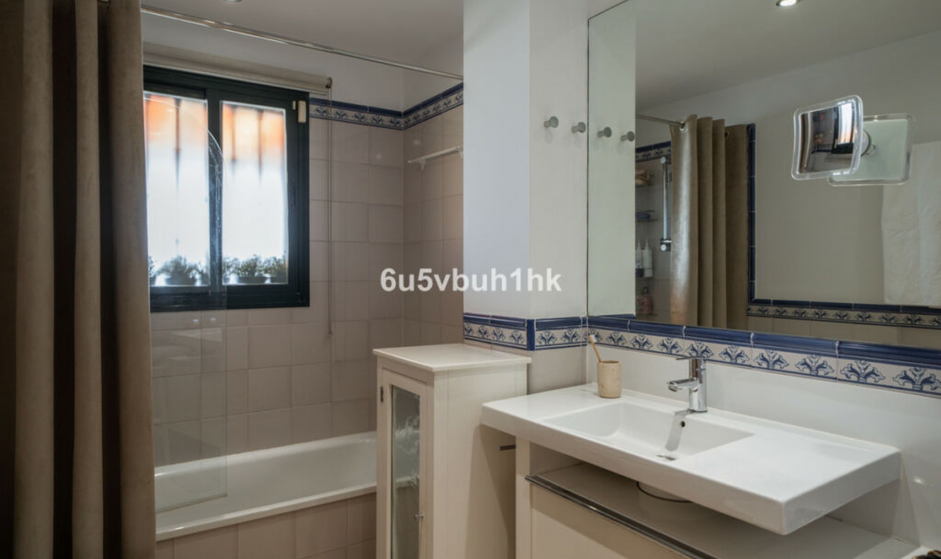 Resale - Apartment -
San Pedro de Alcántara
